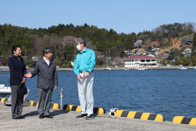 天皇、皇后両陛下が黙礼　16人が亡くなった穴水町由比ケ丘地区