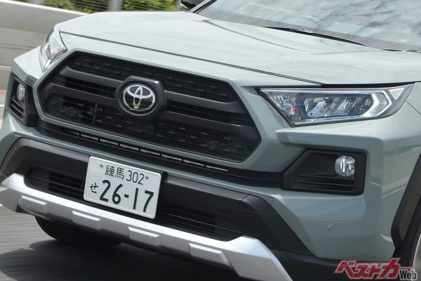 都会も山もイケちゃいます！　今が旬のRAV4は買いか？　PHEVも搭載して文句なしの仕上がり