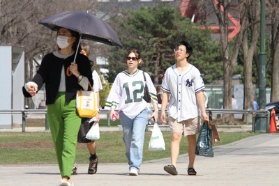 札幌で「最も早い夏日」　北海道各地で観測史上最高気温を更新