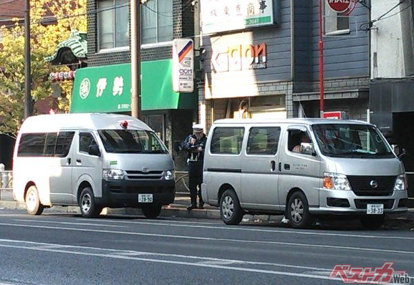 ハイエースの覆面って何よ…… 編集部が遭遇した覆面パトカー列伝