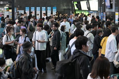 大混乱のJR京都駅　不審物は衣類　一時運転見合わせ8.5万人影響