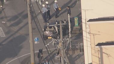 【速報】下校中の小学2年生4人がはねられる　横断歩道で停車していた軽自動車にトラックが追突