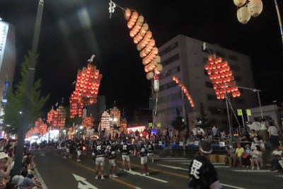 秋田竿燈まつり演技者、2年連続で病院搬送　情報公開請求で判明