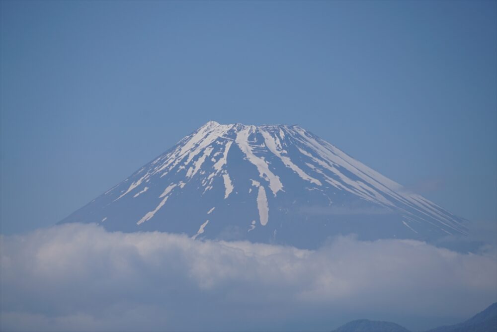 路線バスの車窓から見る富士山が絶景すぎるってマジ!?