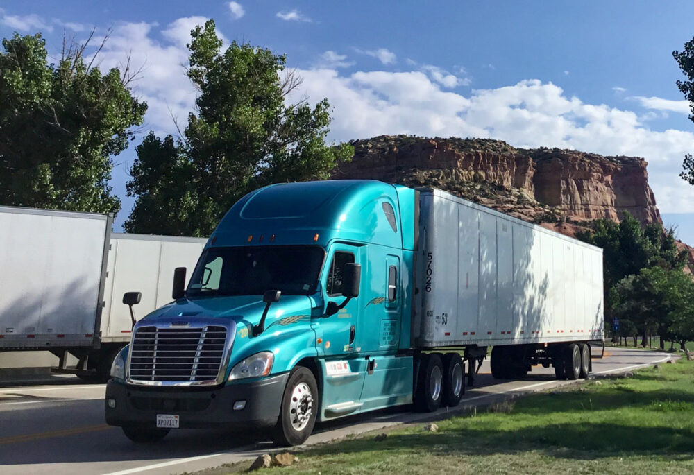 世界各地で異常気象や自然災害が多発!! アメリカトラッカーに日頃の備えを聞いてみた