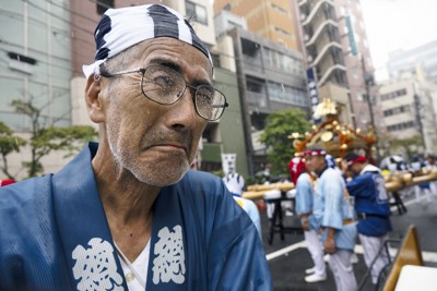 江戸三大祭りの喜びと熱気を感じて　写真展「深濱」24日まで