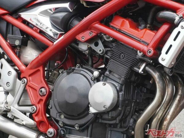 究極の4気筒250ccエンジンを積むスタイリッシュモデル、バンディット250V