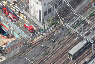 中央線と総武線、再び運転見合わせ　再開は午後4時ごろの見通し