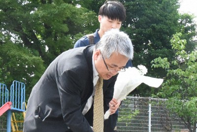 「事件はいまも生きている」　地下鉄サリン事件の被害者、松本で献花