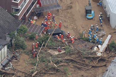 「近所の家が跡形もなく」　松山の住宅街で土砂崩れ、女性の悲鳴も