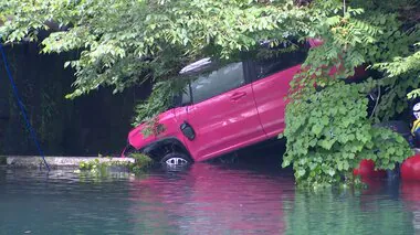 ダムに乗用車が転落・運転していた専門学生（27）が死亡　助けるためダムに飛び込んだ男性職員が行方不明　長野・木曽町