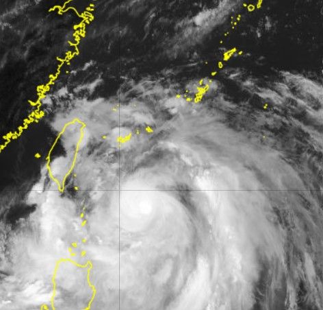 大型で強い台風3号、あす24日は先島諸島で猛烈な風　家屋倒壊の恐れも　八重山地方はきょう夜、宮古島地方はあす未明に暴風警報