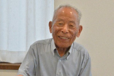 94歳「いつ死んでもいいと思っていた」　団らんの食卓、聴き入る孫