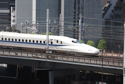 東海道新幹線、東京－新横浜間で運転見合わせ　雨量が規制値に