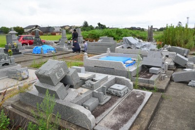 ご先祖さまには申し訳ないけれど…能登の寺・墓、後回しの再建