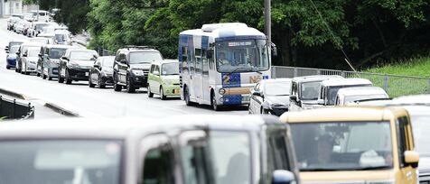 コストコ開店で巡回バスは大幅遅延　1周約75分のルートが10時間に　運転手、途中下車でトイレ　沖縄・南城市