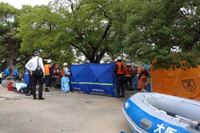 大阪城公園の堀で1人が遺体で発見　観光客ら、一時騒然