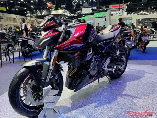 【海外】ヨシムラSERT GSX-8Sが登場！ 2024EWCチャンピオンマシンカラーを纏う