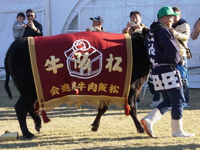 三重交通のイベントシャトルバスが超便利!!　松阪牛が無料で振る舞われるってマジ？