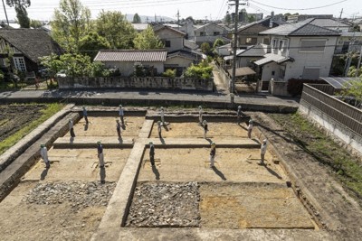 西大寺の旧境内で灯籠跡見つかる　創建当時は平城京有数の大寺院